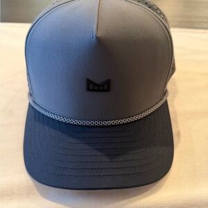 Melin Skyline Collection Gray and Black Odyssey. NWT Size Classic.